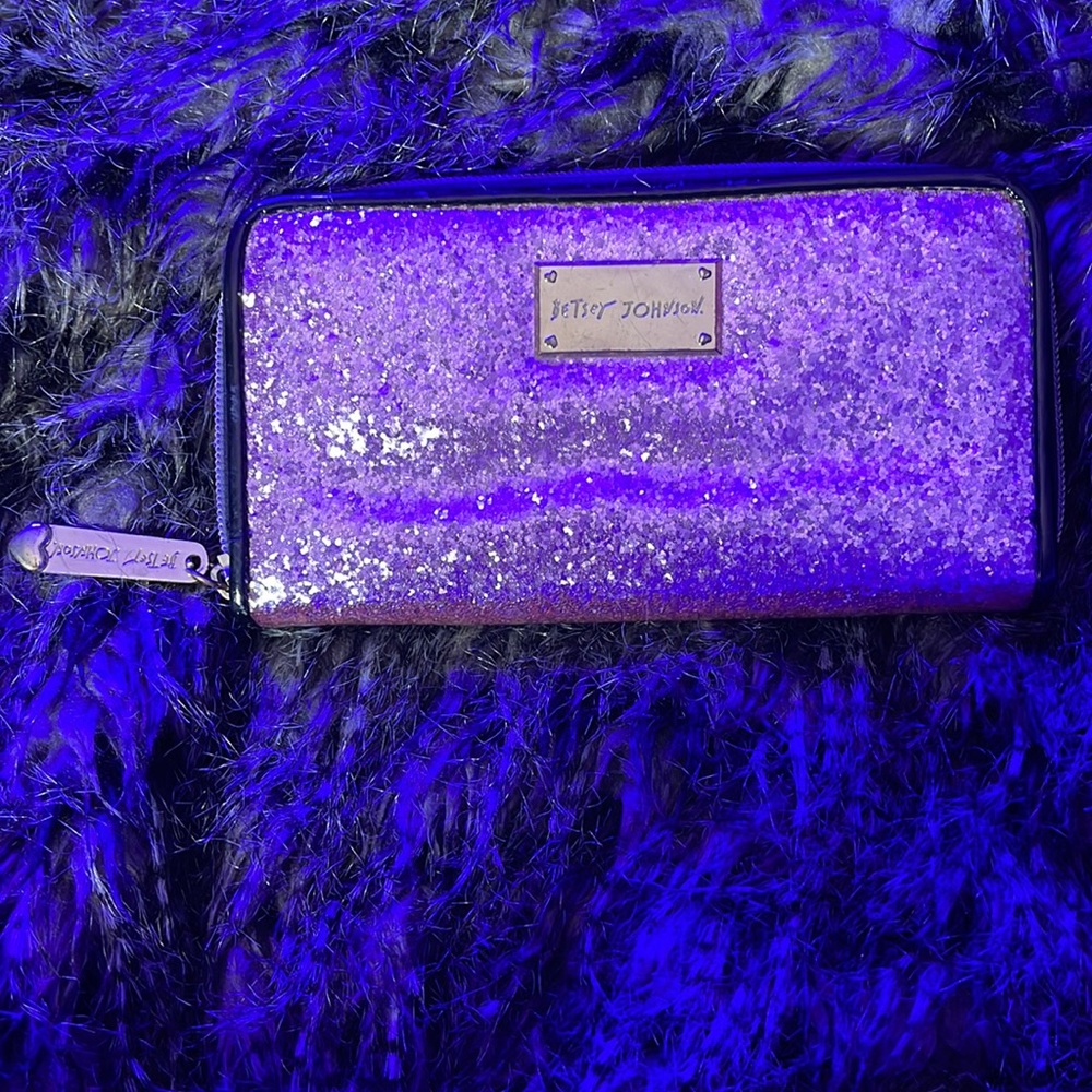 Betsey Johnson pink glitter wallet